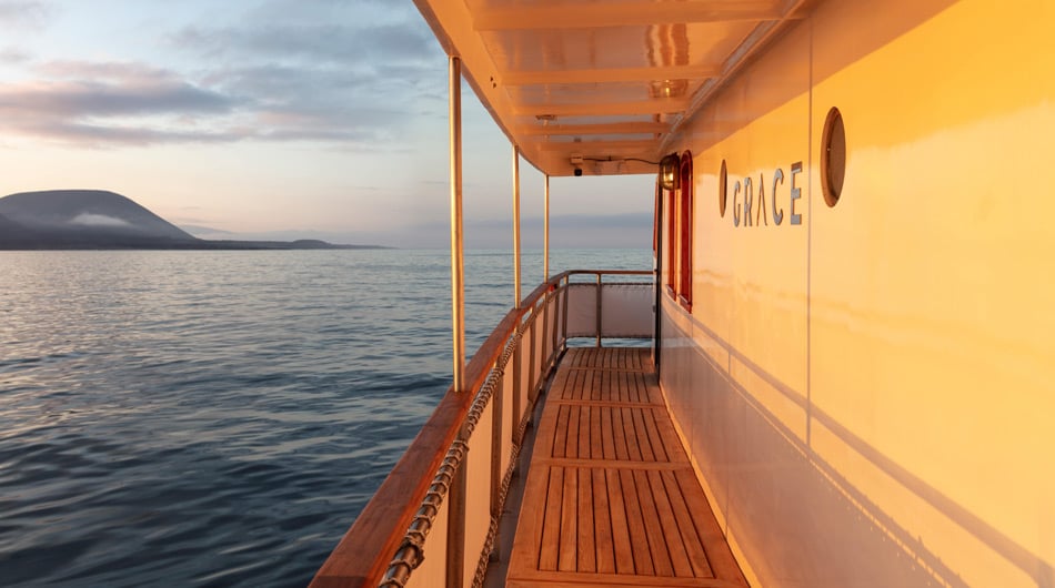Grace Yacht, Galapagos Islands - Corridor Grace Yacht, Galapagos Islands - Corridor