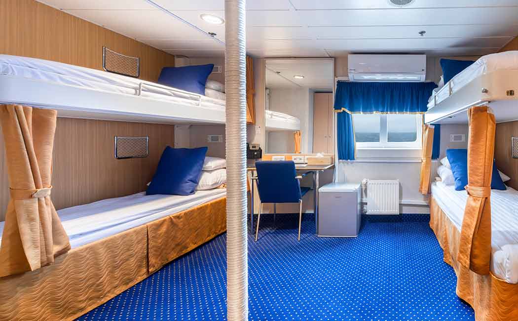Quad Cabin - Ocean Nova