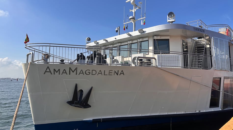 AmaMagdalena Ship Forward AmaMagdalena Ship Forward