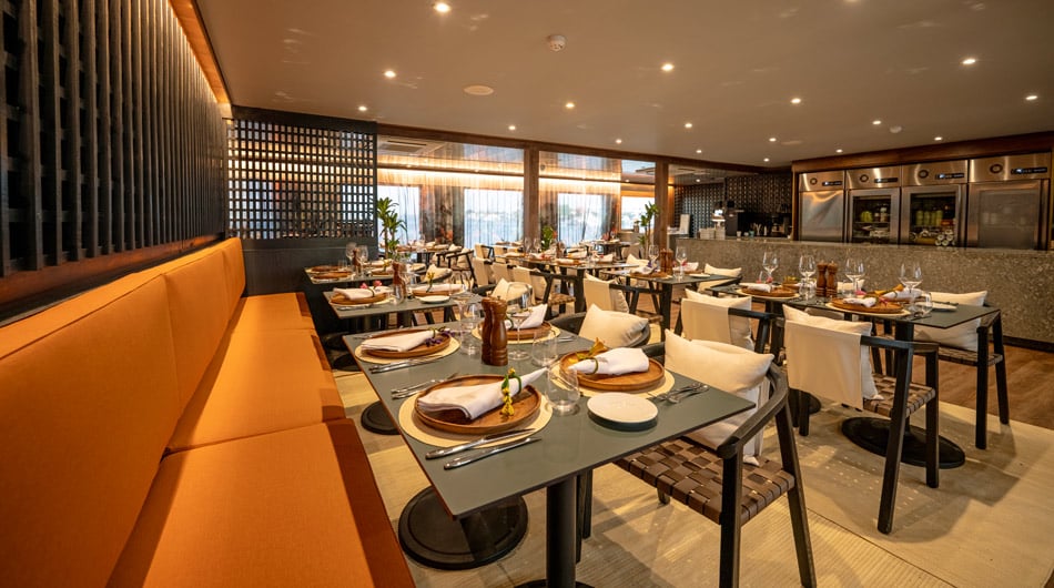 AmaMagdalena Ship Main Restaurant AmaMagdalena Ship Main Restaurant