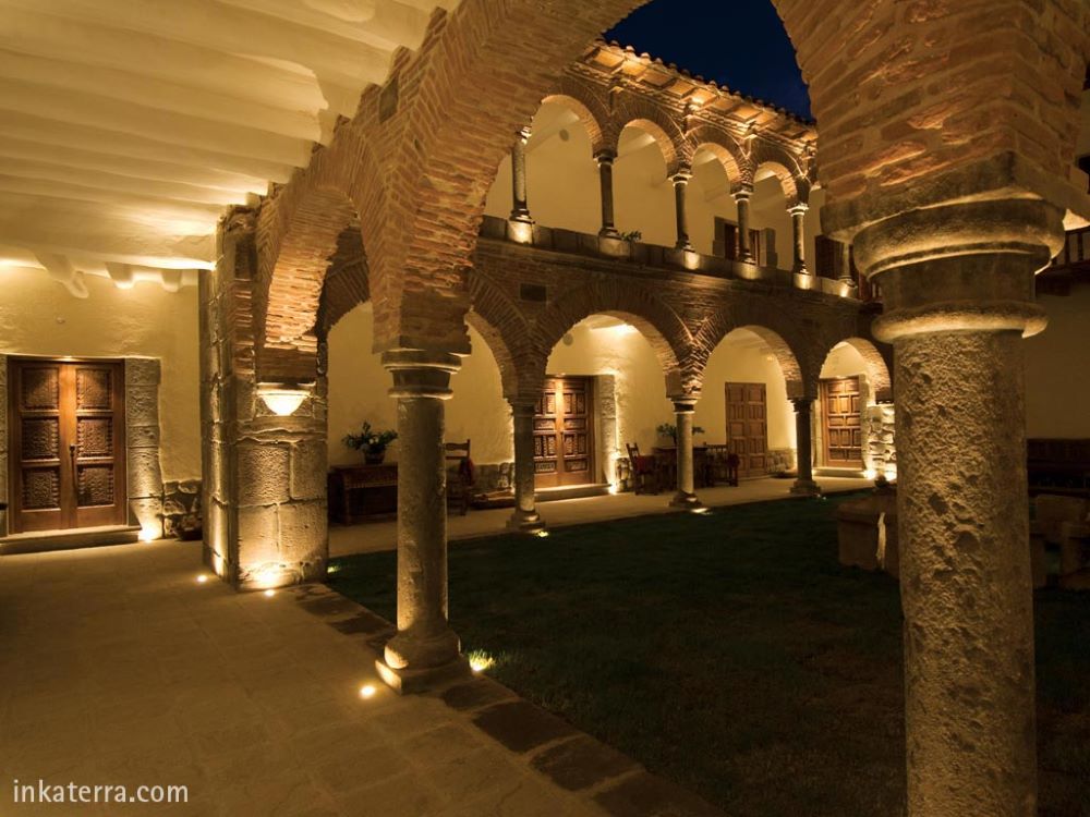 Inkaterra La Casona transports you back in time and is one of our favourite boutique hotels in Peru.