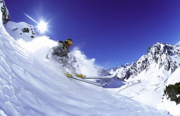 August, the perfect timing for skiing in the Ande August, the perfect timing for skiing in the Ande