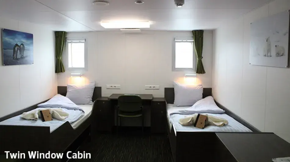 Ortelius Twin Window Cabin