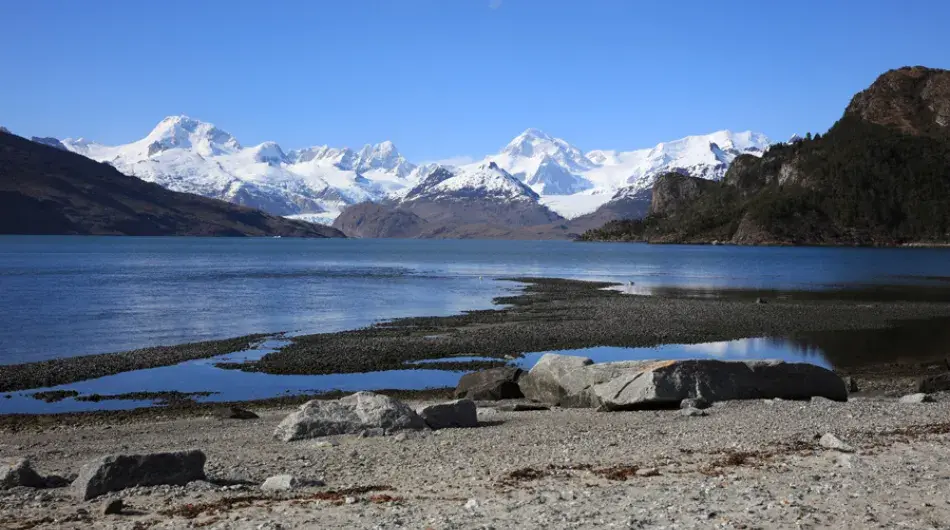 Ainsworth bay