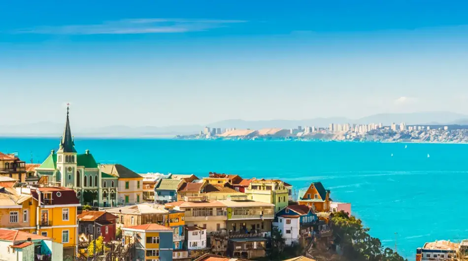 Valparaiso town view with blue ocean