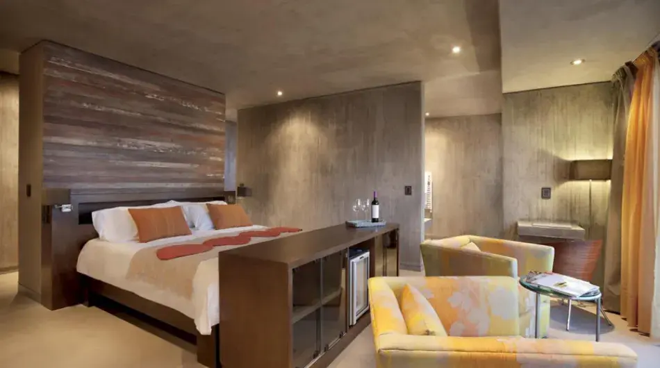 Entre Cielos luxury hotel room