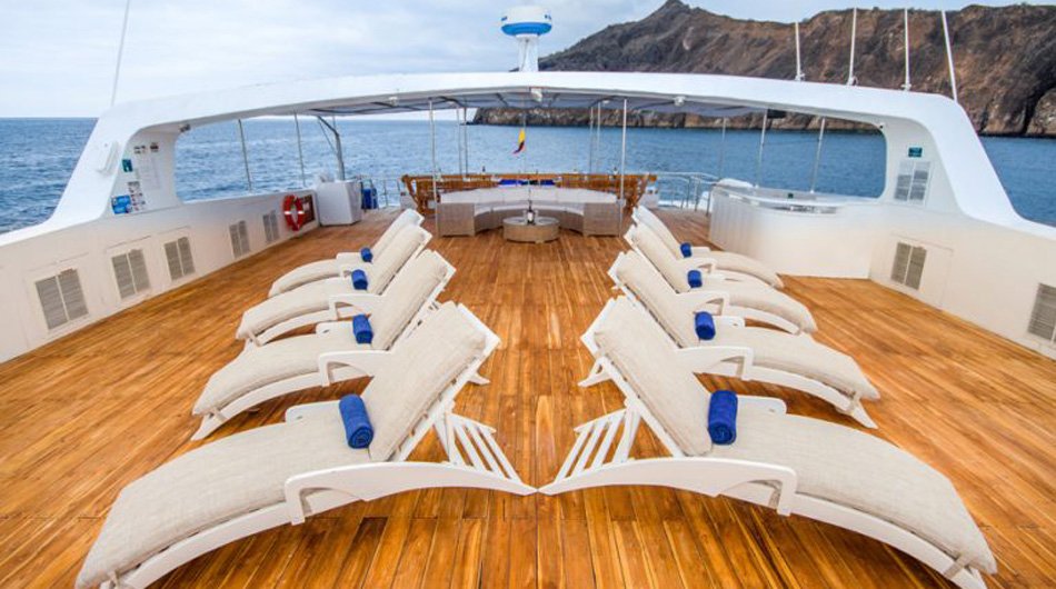 Sundeck Archipel Ship Galapagos