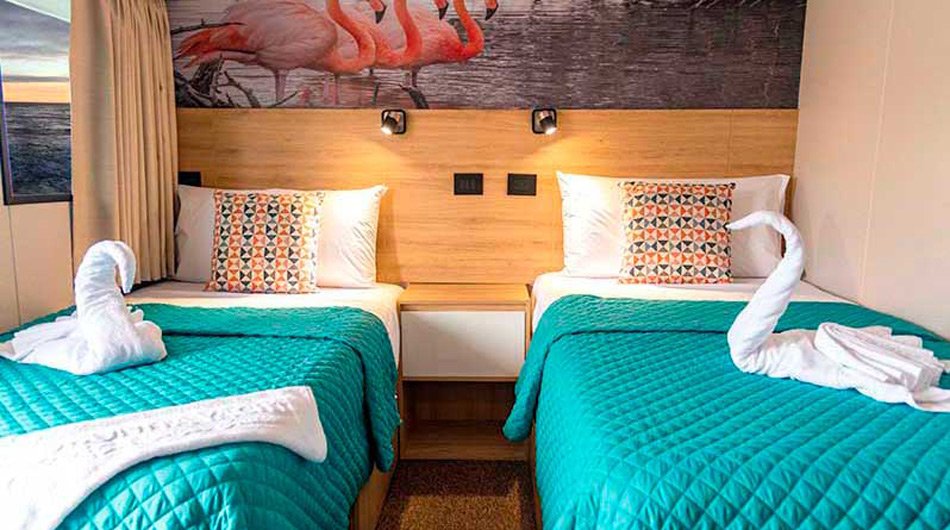 Twin cabin onboard the Bonita ship