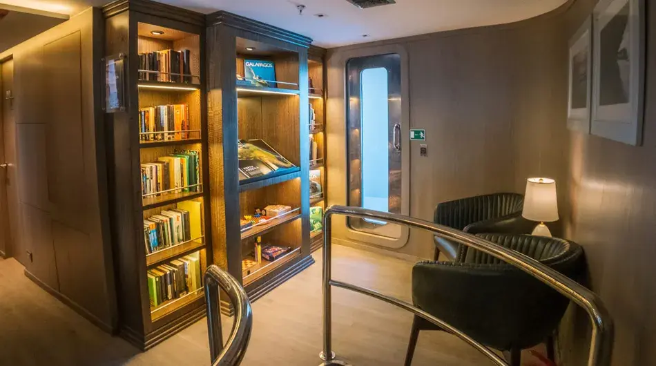 Biblioteca-amenities--scaled