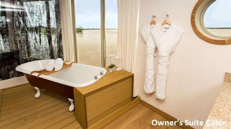 Delfin-III-woners-suite-bathroom