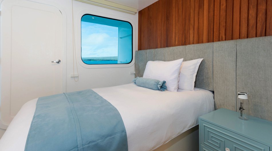 Ocean Spray Galapagos Cruise Ship - Single Cabin 