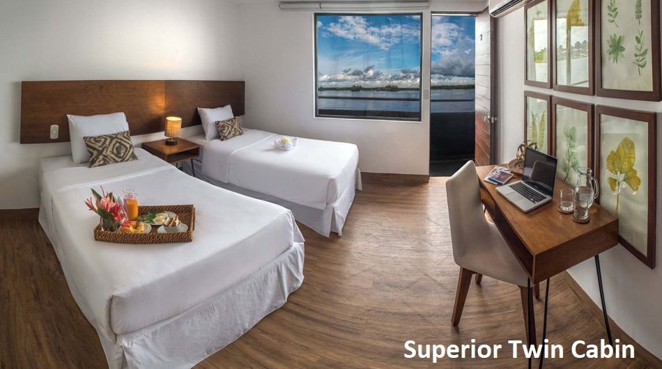 Superior-Cabin-twin