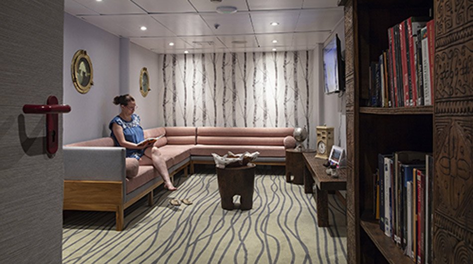 Galapagos Legend Cruise Ship - Library 