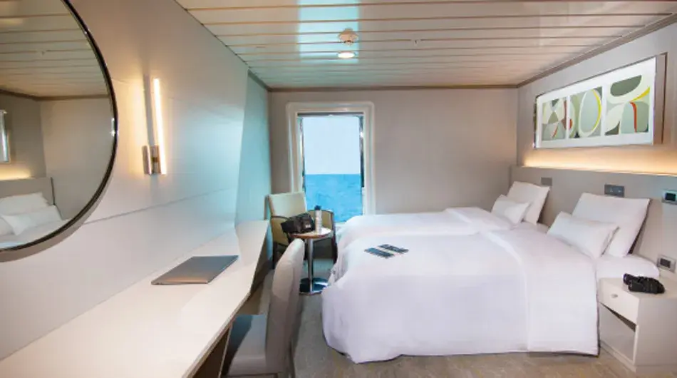 La Pinta Galapagos Cruise Ship - Luxury Twin 