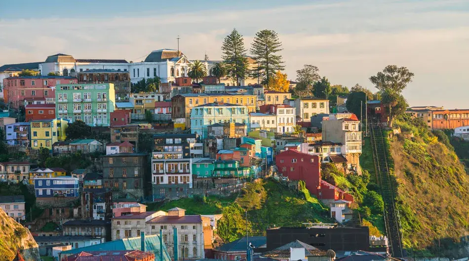 Valparaiso colorful houses