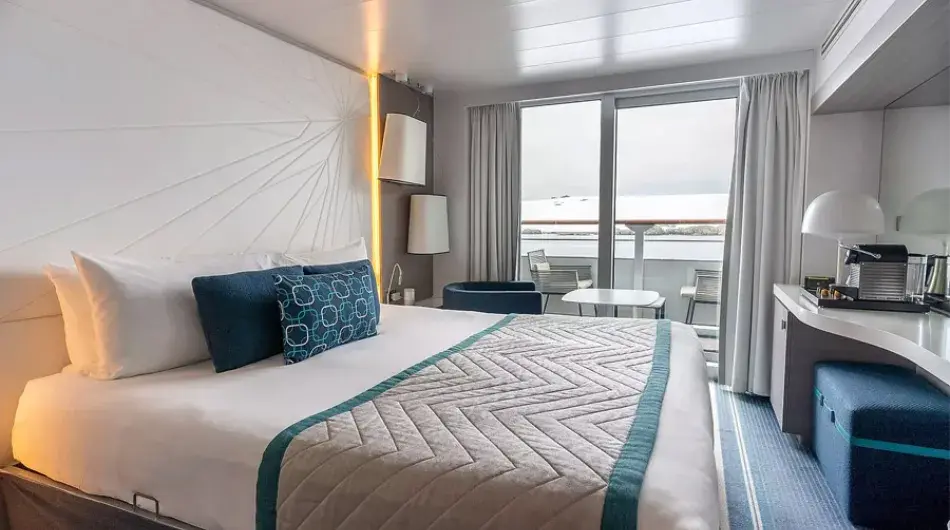 Cabin on board Le Lyrial Ship