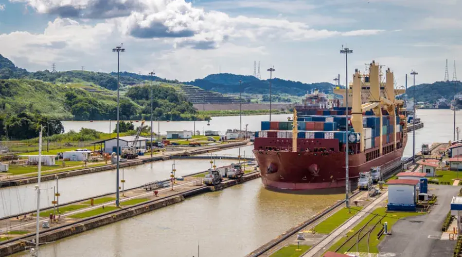 Miraflores Panama canal