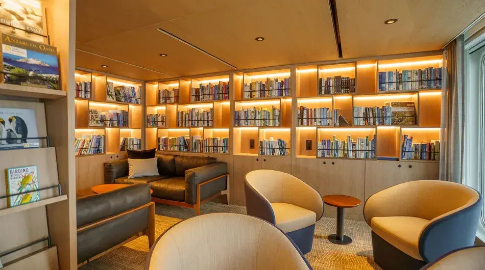 Quark Expeditions_Ultramarine_Library_ (4)_Web