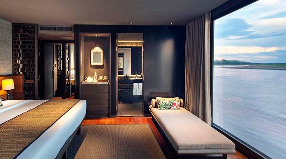 2-Aqua-Nera-Suite-King-Bed-Configuration