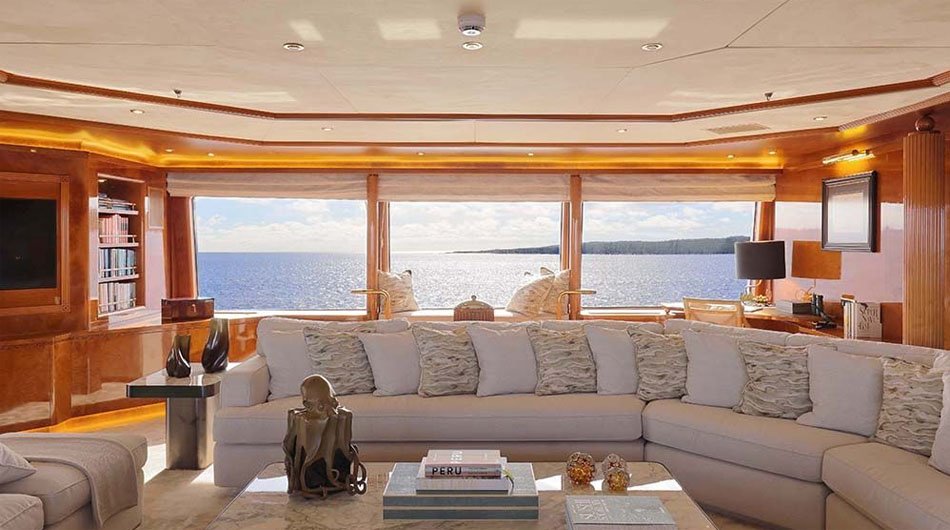 Aqua Mare Panoramic Lounge2