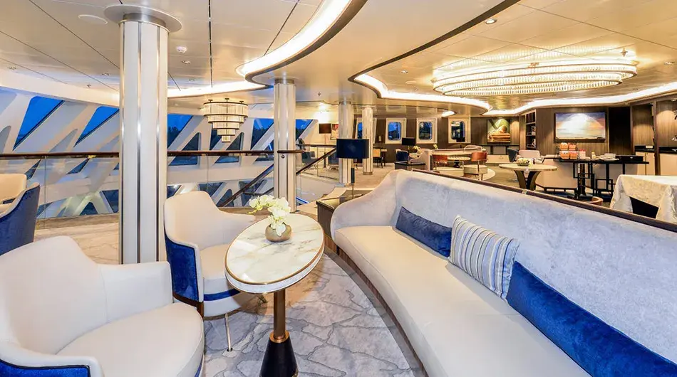 Ocean Explorer Lounge