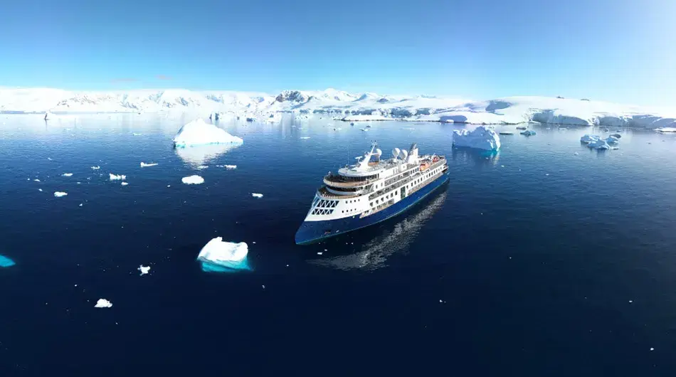 Ocean Explorer Exterior