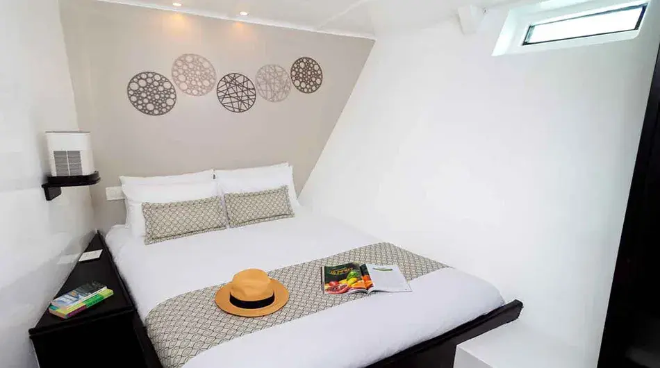 Monserrat Galapagos Cruise Ship - Lower Deck Double Cabin