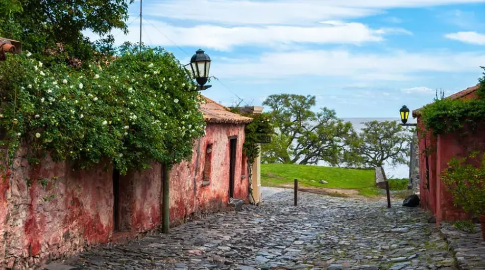 Colonia del Sacramento Streets