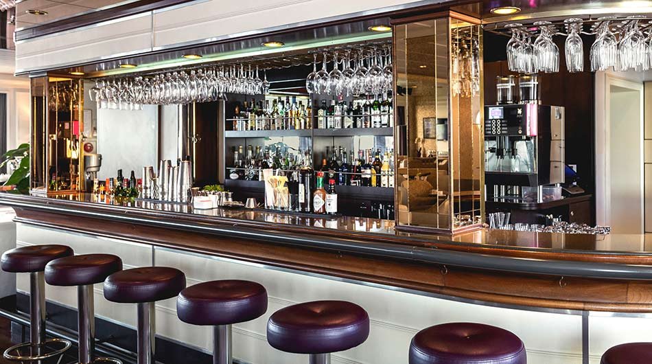 Club Bar on seaventure