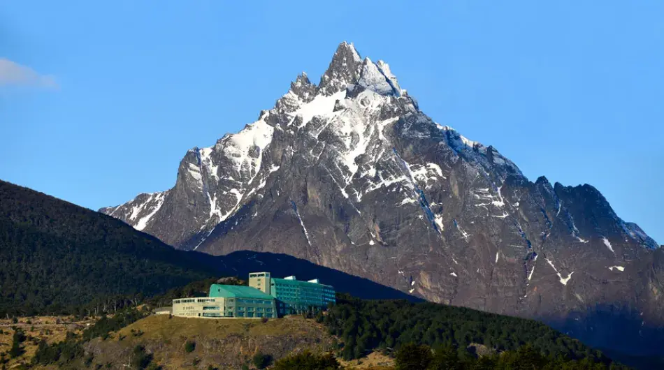 Arakur Lodge and Mount Olivia
