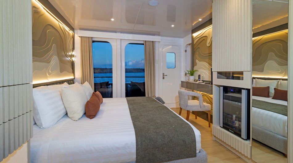 Sirius Double  Cabin Upper Deck