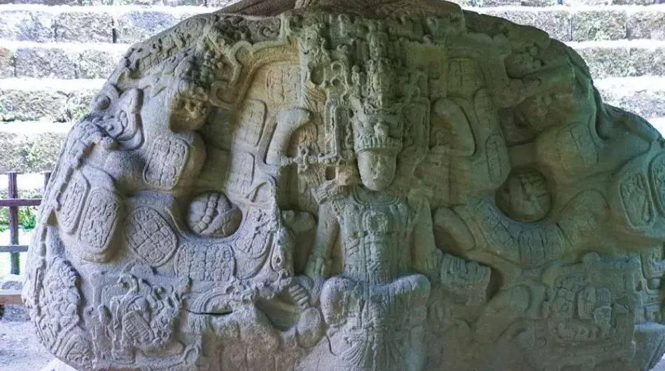 Guatemala_Quirigua_Mayan-Ruins-gallery