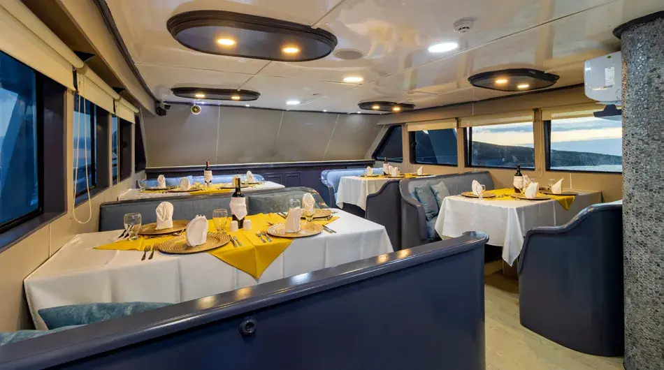 Monserrat Galapagos Cruise Ship - Dining Room