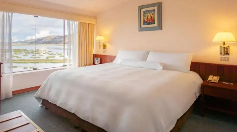 GHL hotel king size bed