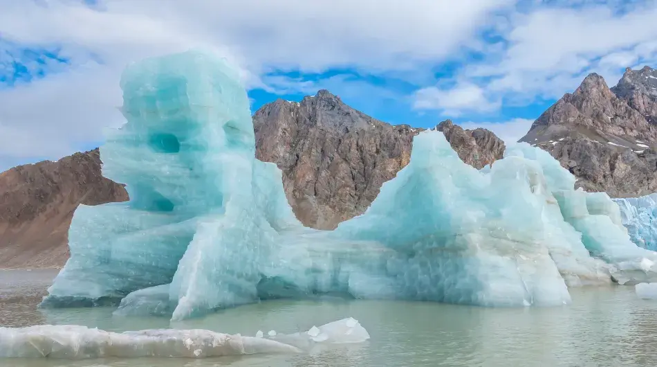 Kongsfjorden Iceberg, Arctic Cruise