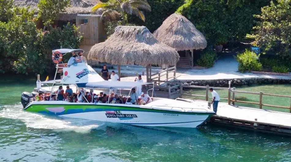 Boat arrival at Punta Faru Hotel, Colombia