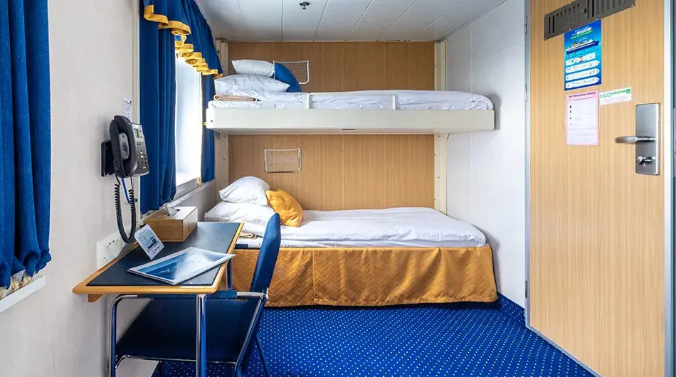 catergory-2-cabin-bunk-bed-twin-upper-deck-01