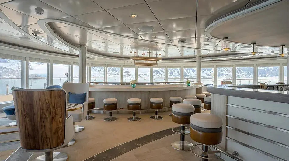 albatros-observation-lounge-2