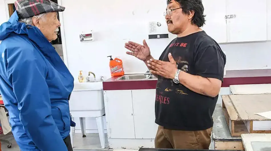 artist-speaking-with-guest