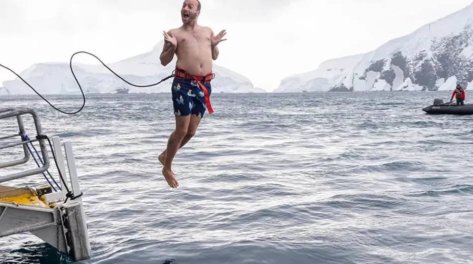 polar-plunge-antarctica-5
