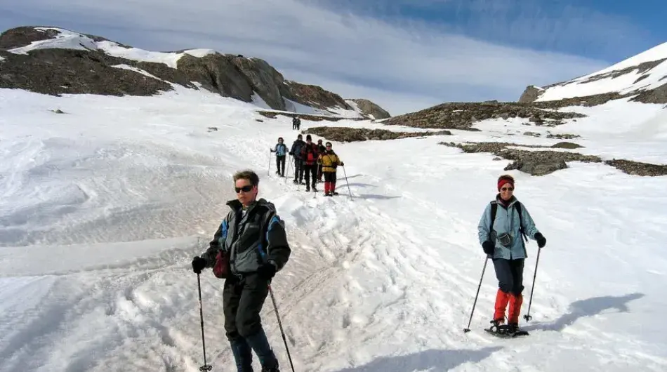 snowshoeing-in-antarctica-5