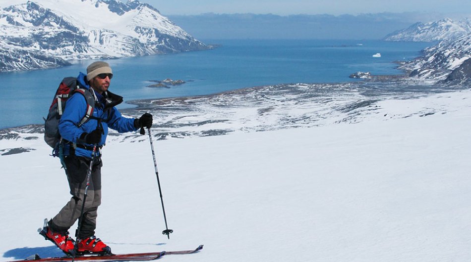 trekking-on-skis-antarctica-kevin-nicholas