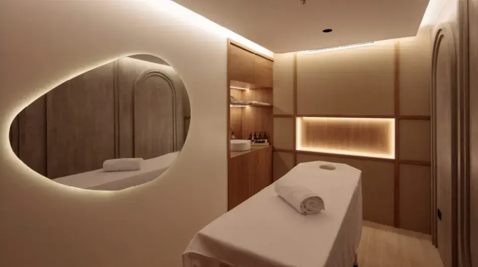 Hermes Galapagos ship spa