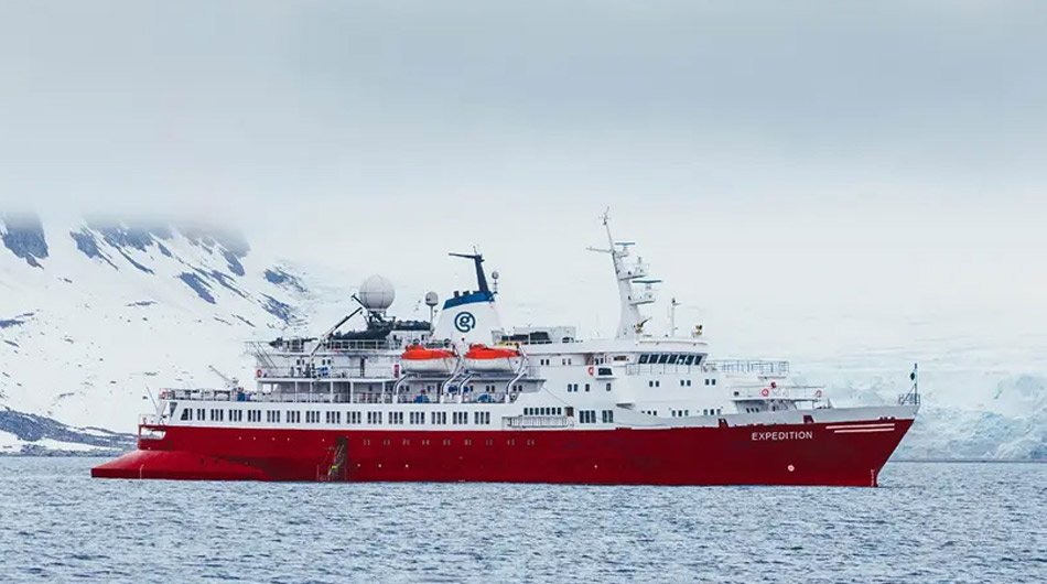M/S Expedition Ship Exterior