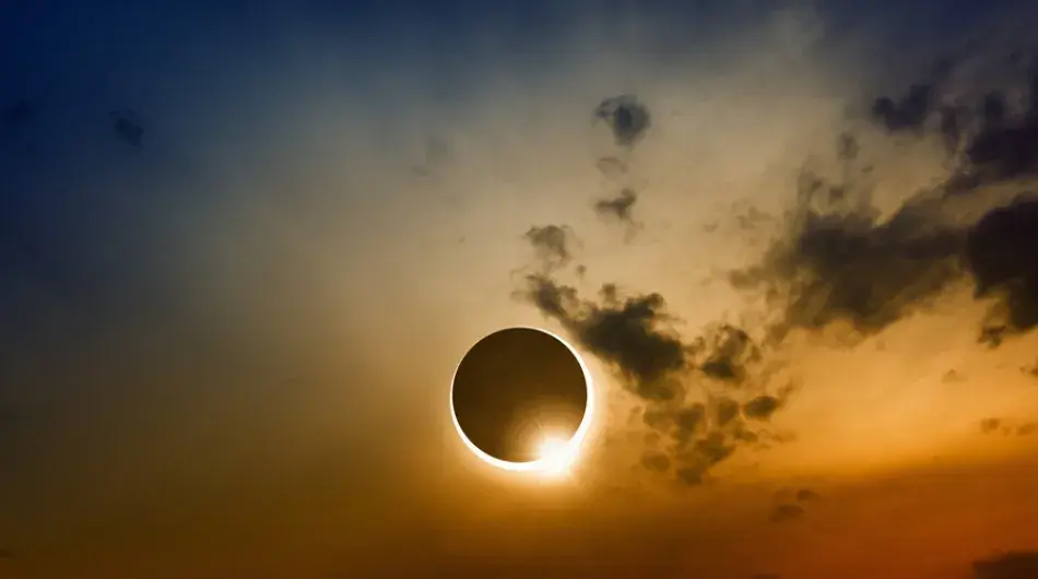 Arctic total solar eclipse