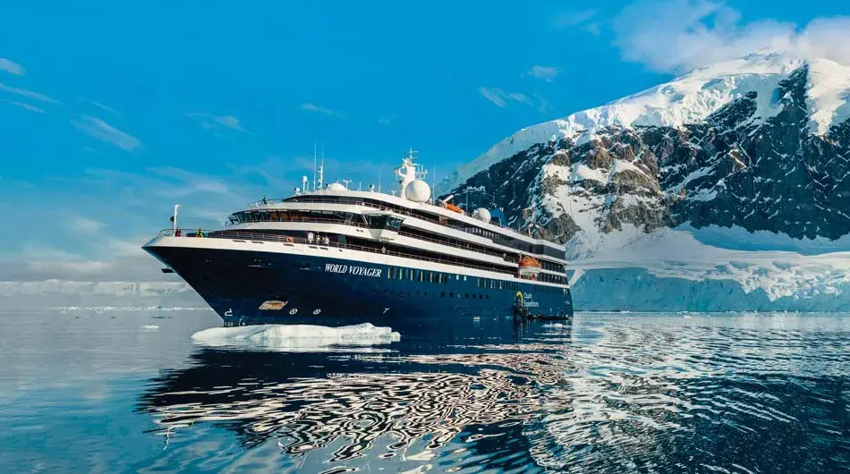 World Voyager exterior