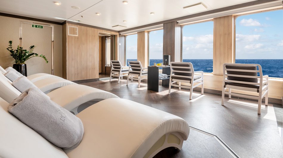 World Voyager tundra spa