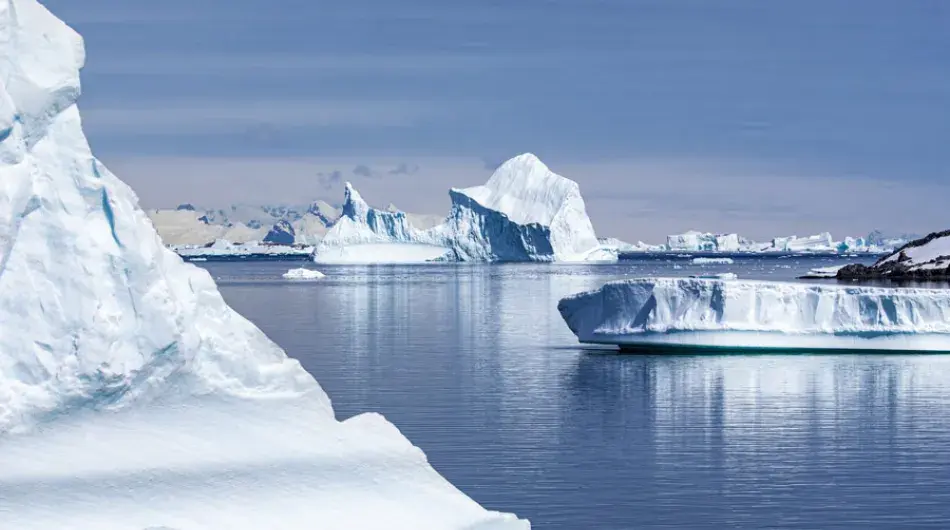 Antarctic icebergs