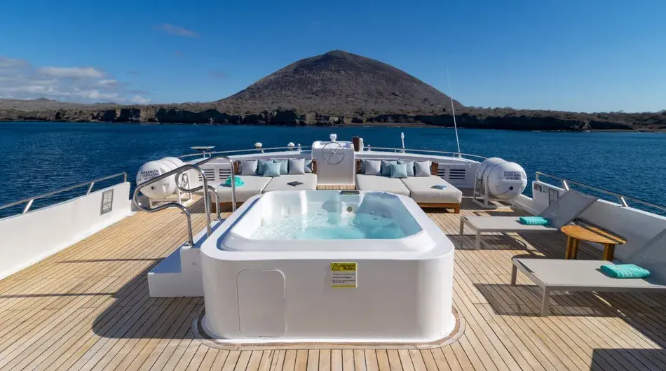 Galapagos Sea Star Exterior Spa