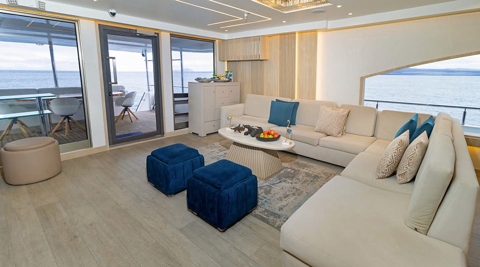 Grand Majestic Dining Lounge